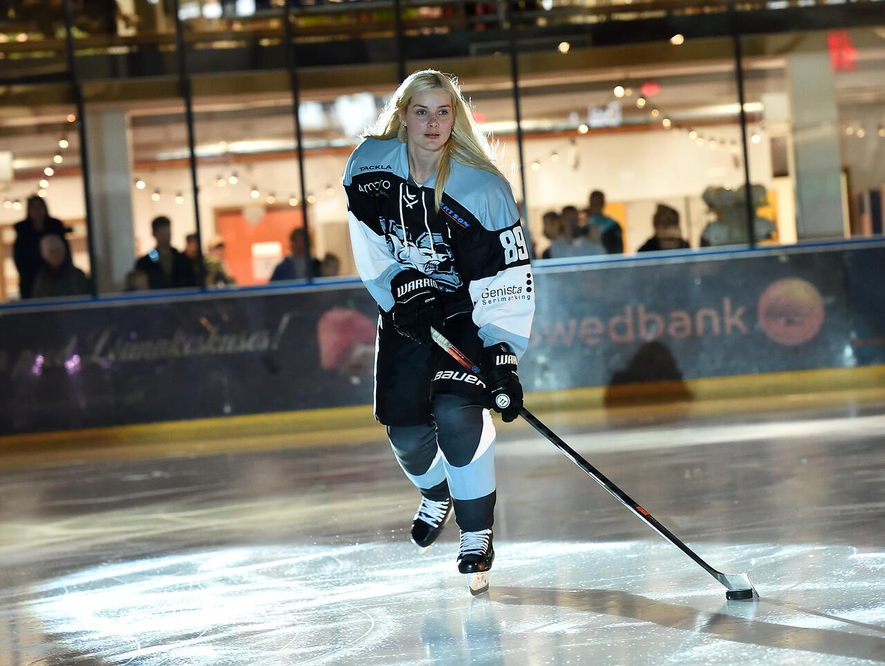 PAF Naiste Hokiliiga Eelvaade 2 H bedanaiskond Tallinna HC Grizzlyz 